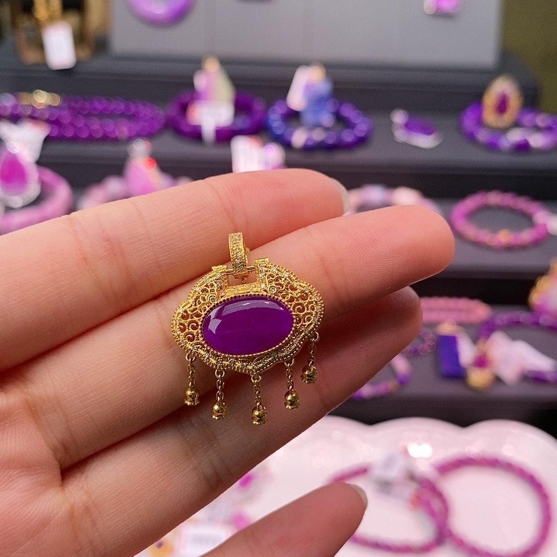 苏纪石（舒俱来）18K金镶嵌吊坠(不含链)