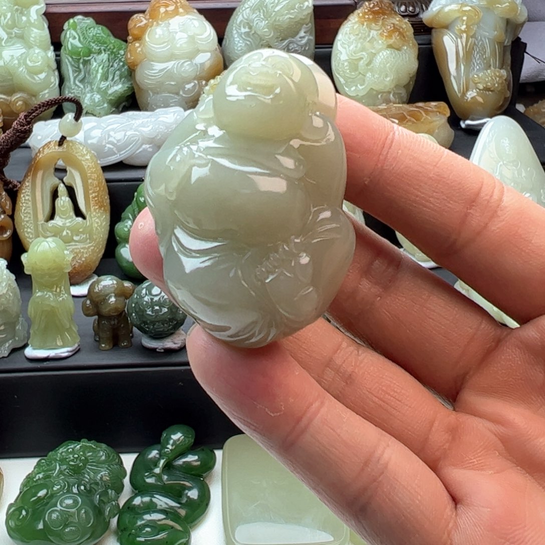 和田玉挂件未镶嵌