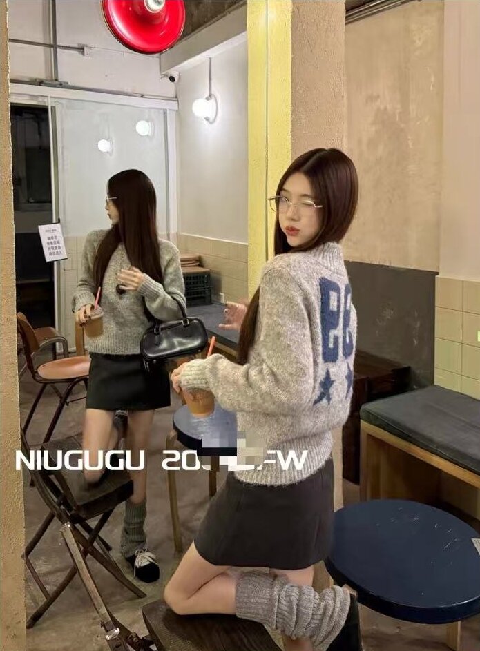 18281秋季新款简约通勤时尚字母印花设计感修身显瘦短款针织毛衣