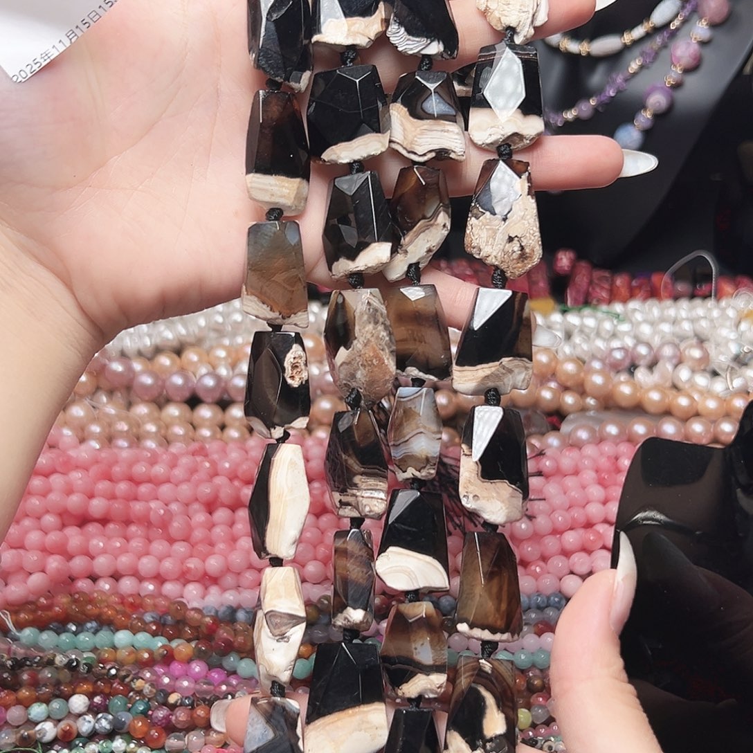 玛瑙/玉髓未镶嵌珠宝半成品k489 天然原皮玛瑙切面 拍二发一