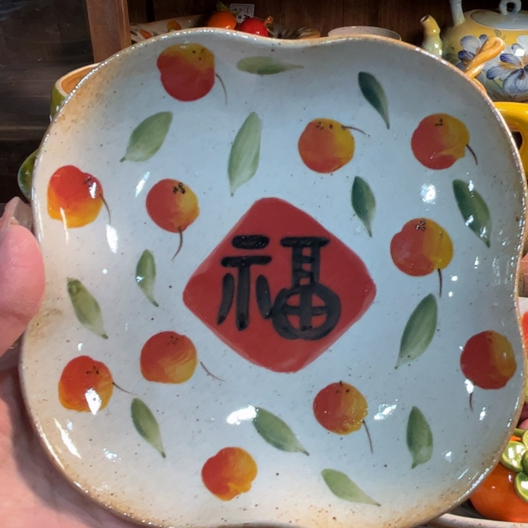 瓷片红红火火过大年