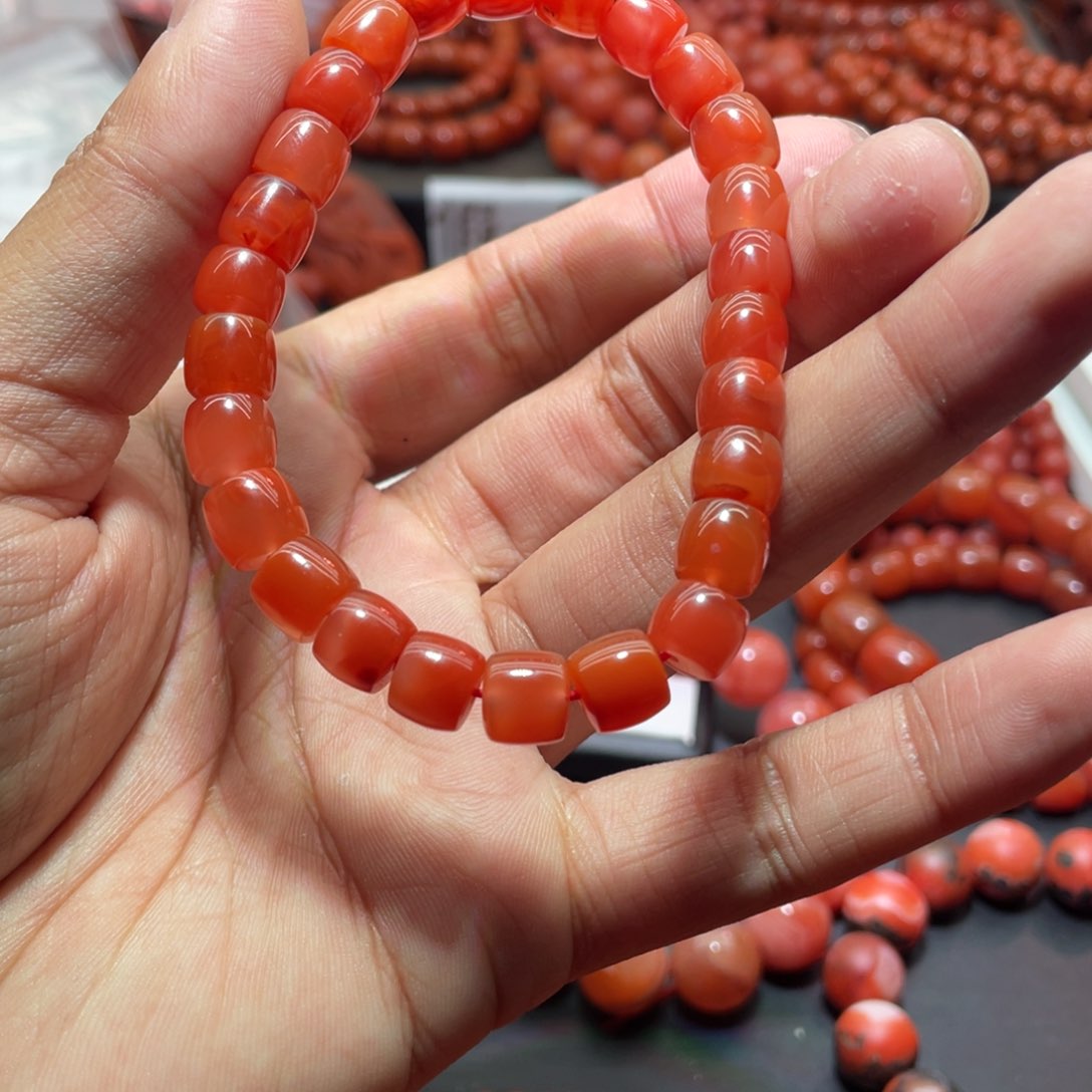 南红玛瑙手链未镶嵌
