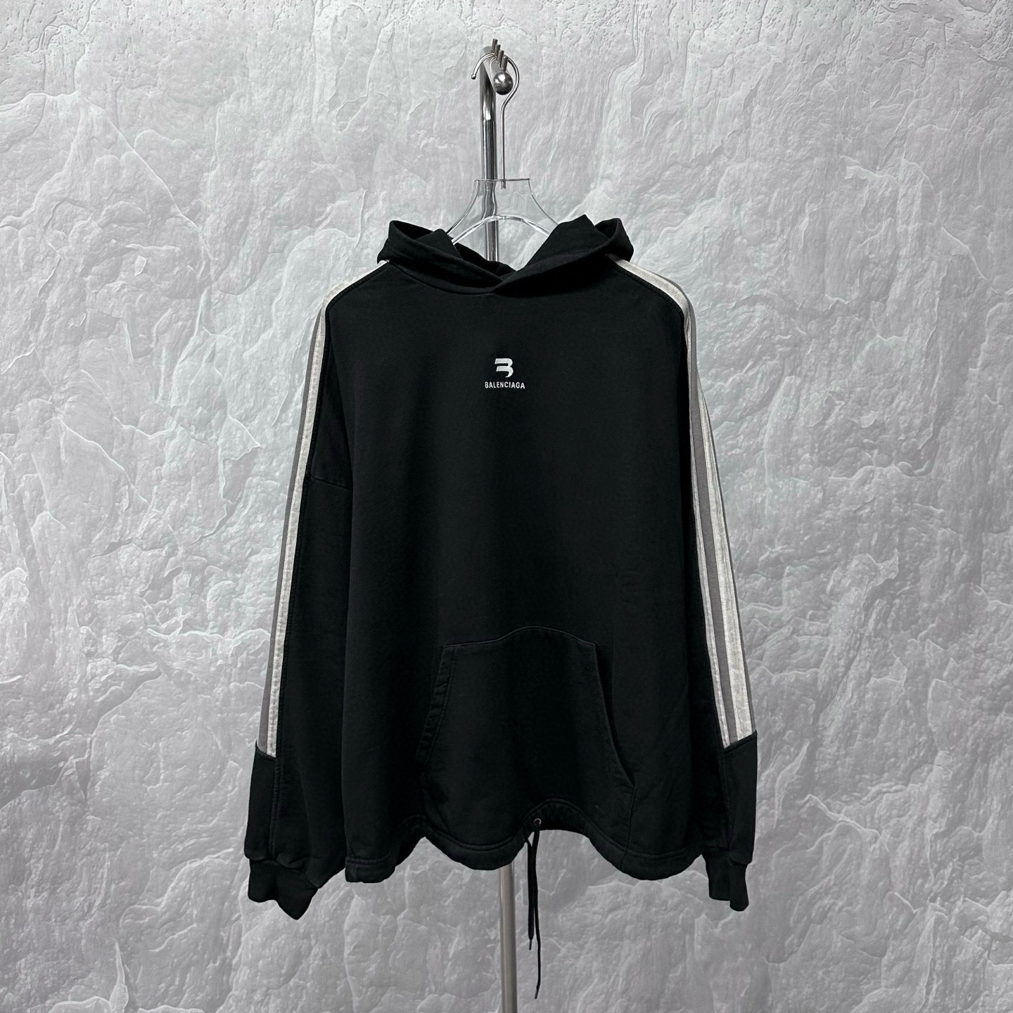 99新 Balenciaga/巴黎世家 条纹logo刺绣连帽卫衣 S码 J01567