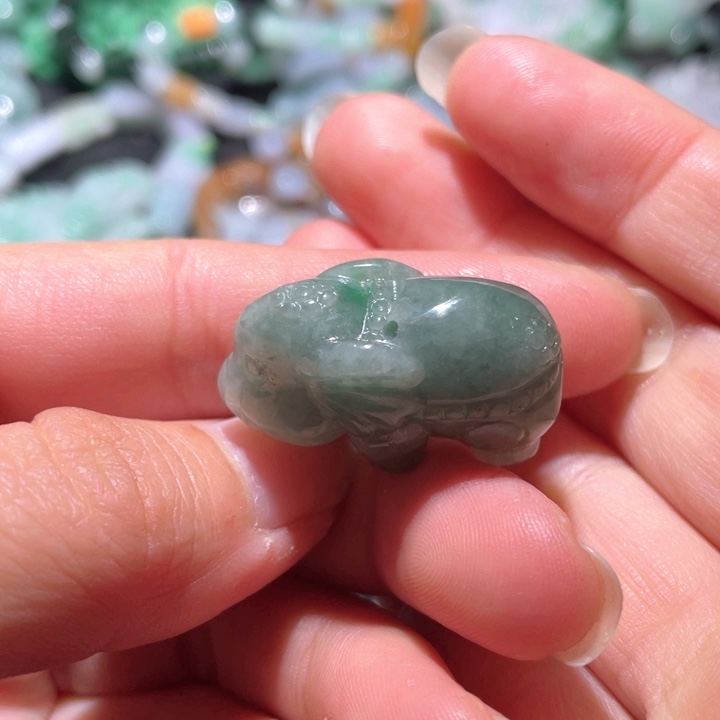 【闪购商品】翡翠颈饰未镶嵌天然翡翠