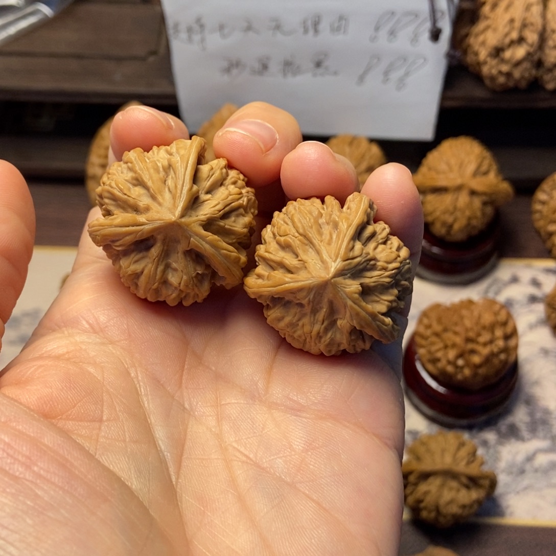 文玩核桃把件全品御龙粗筋正奔33