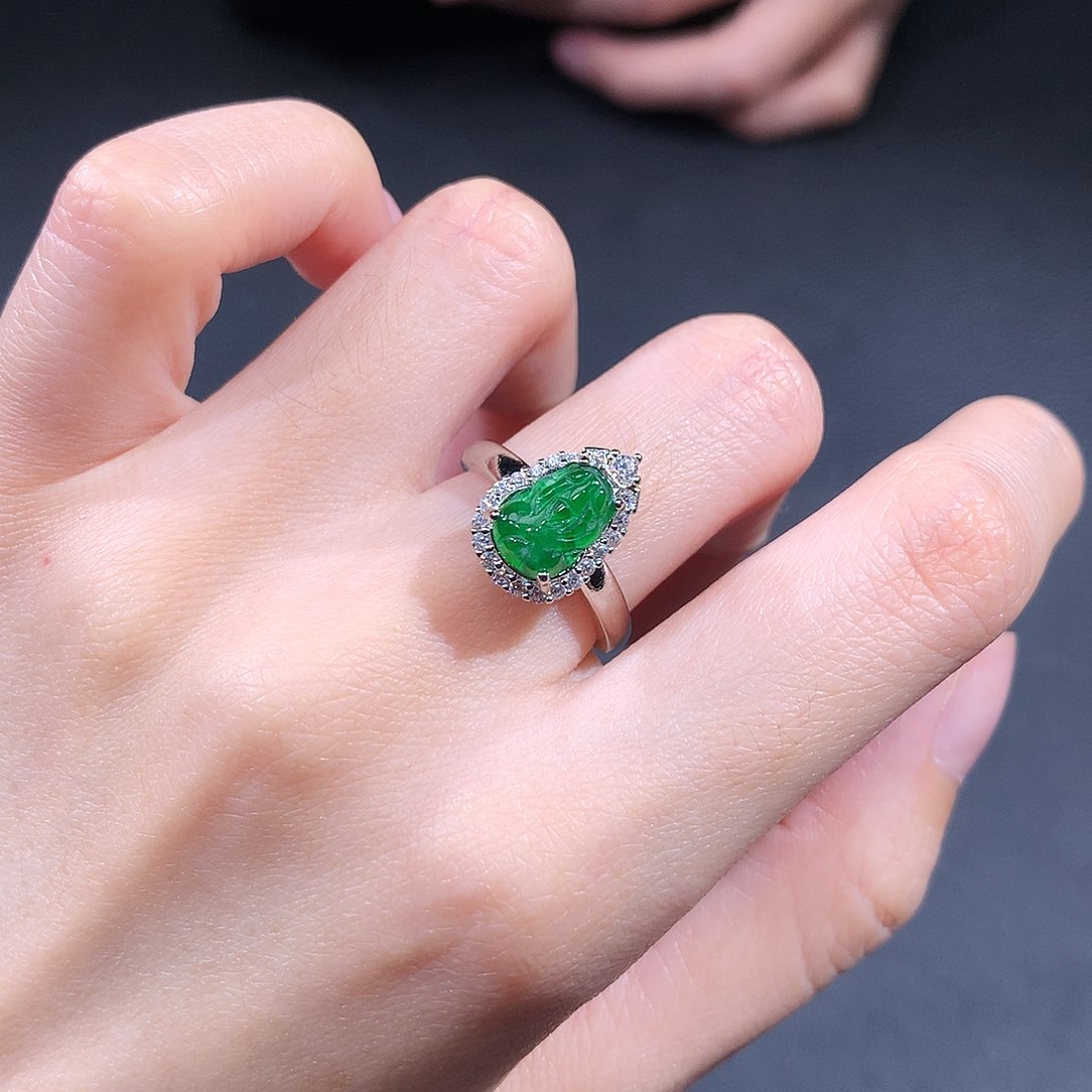 未镶嵌戒指翡翠翡翠