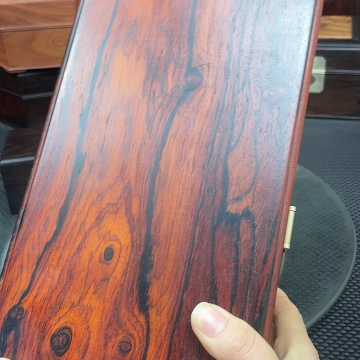 木30。16。11微凹盒子有个