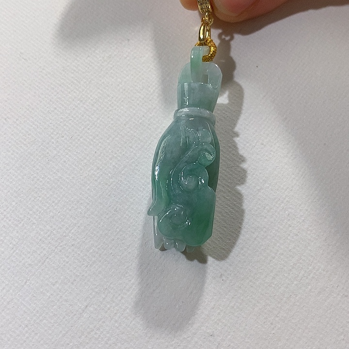 翡翠未镶嵌颈饰翡翠吊坠