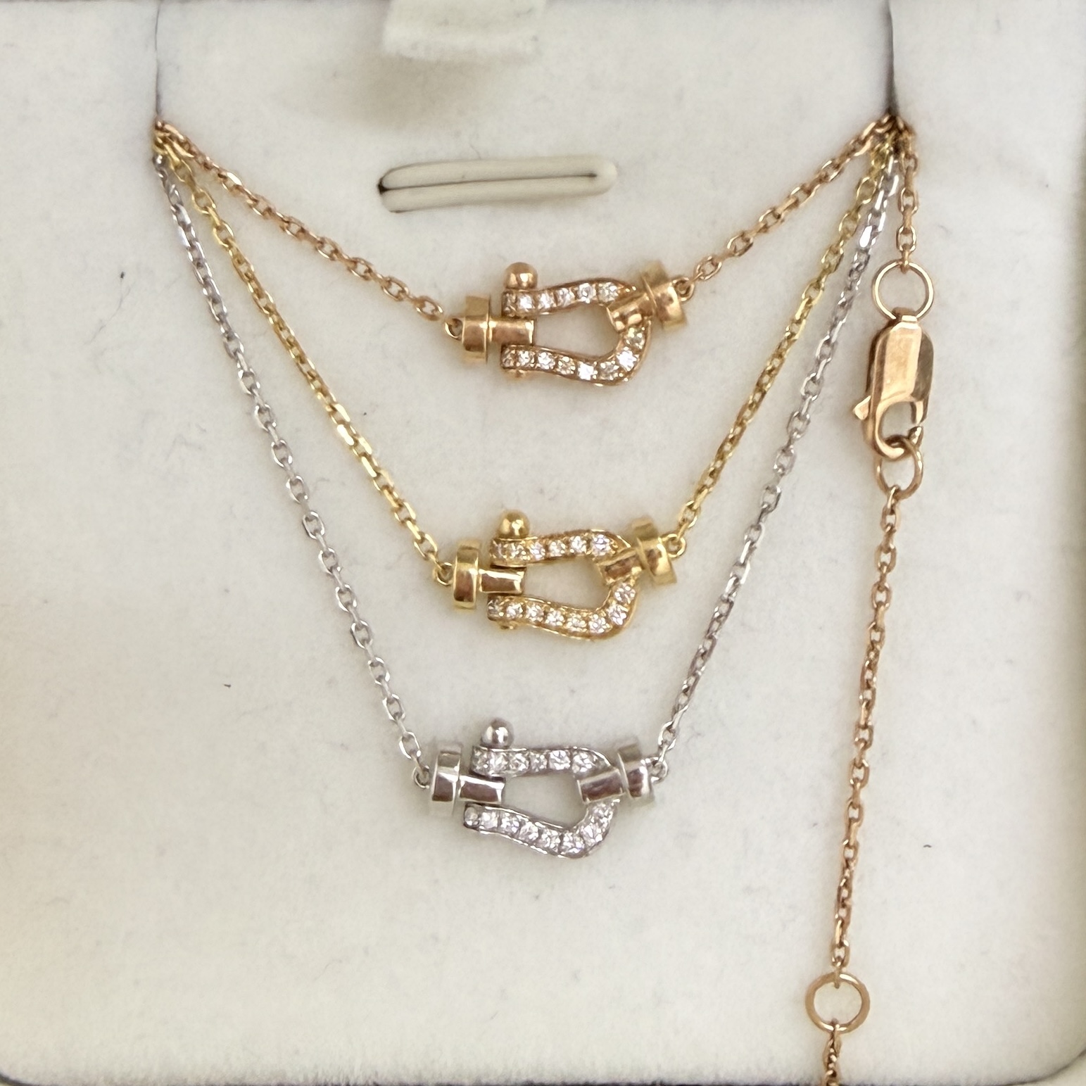 18k金钻石马蹄项链k白k玫k黄  多样性发一件货