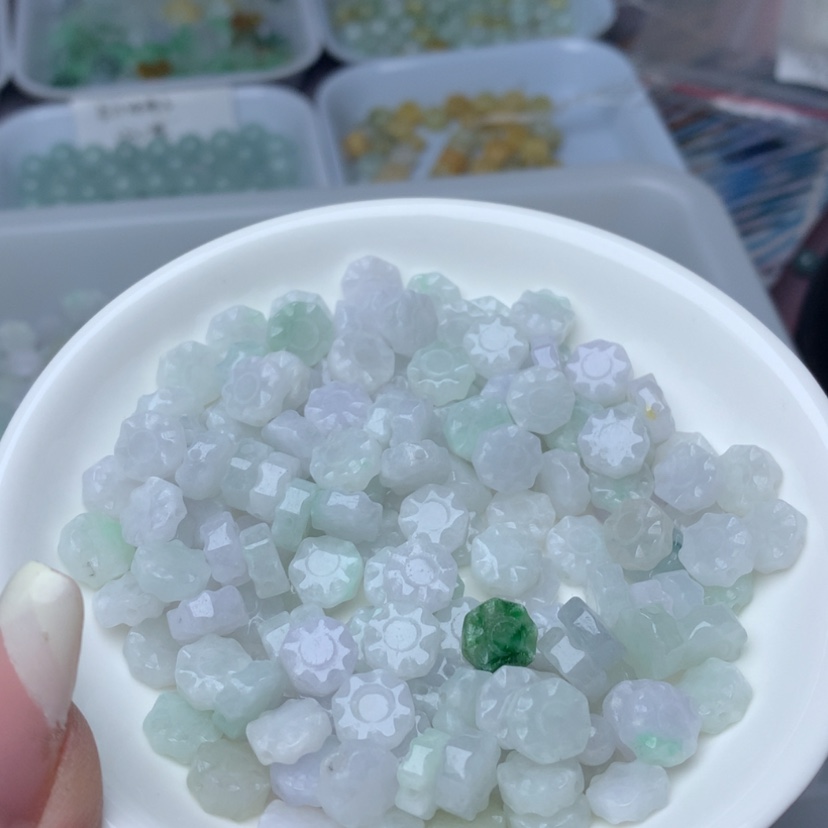 【闪购商品】翡翠手链未镶嵌卡8.4冰八卦20个