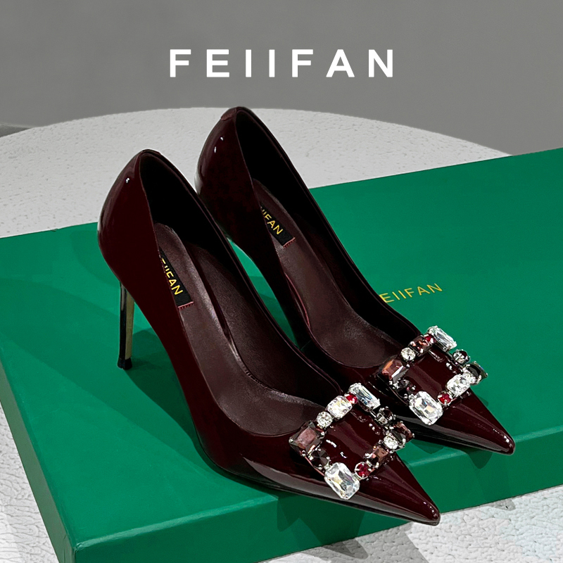 【现货】红色高跟鞋2025春秋新款细跟高级感气质水钻方扣单鞋女7663