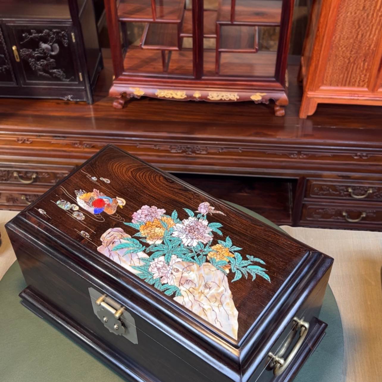 【闪购商品】黑酸枝木类成套家具