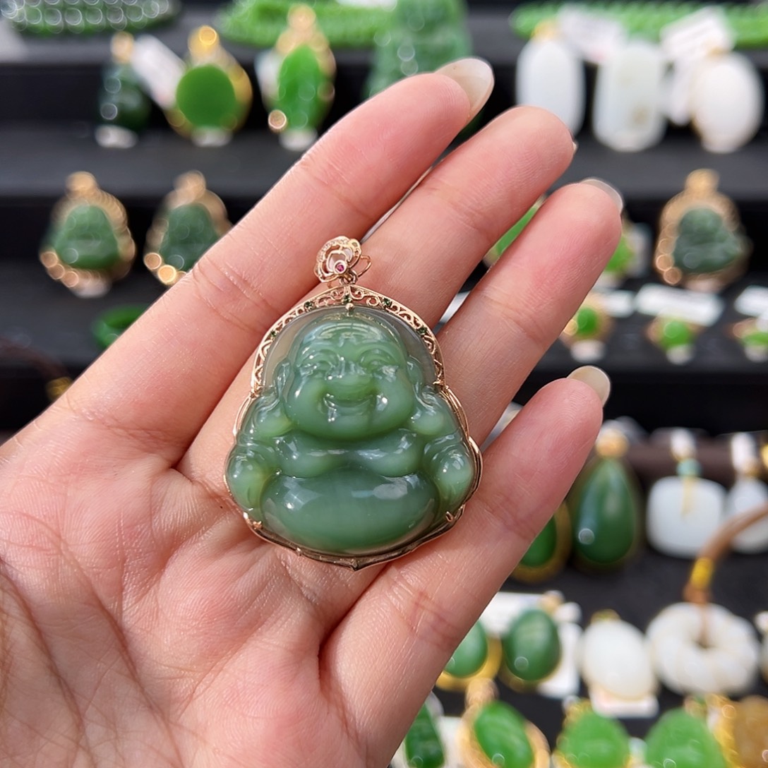 和田玉（碧玉）18K金镶嵌吊坠(不含链)粉青猫眼佛公32mm