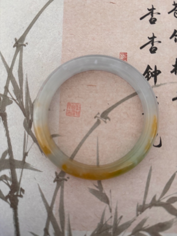 X807-五八加洒金飘花缅甸翡翠手镯