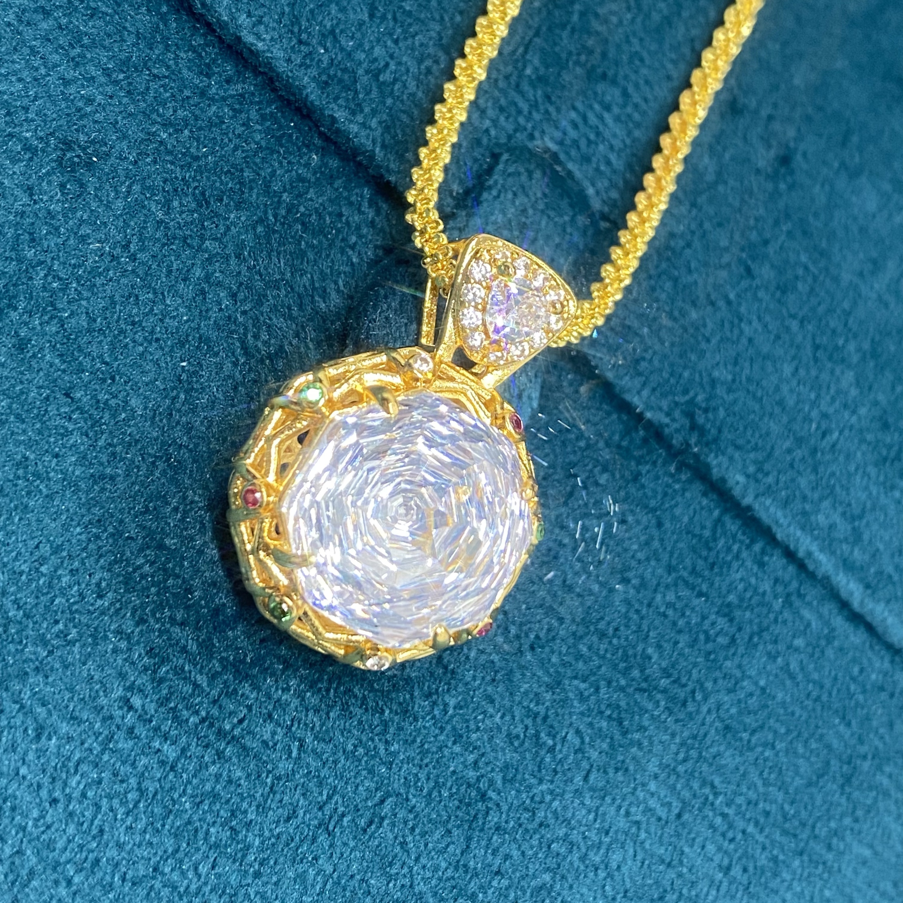 【南非库里南】NFKLN 高端奢华定制 白色玫瑰切吊坠 113