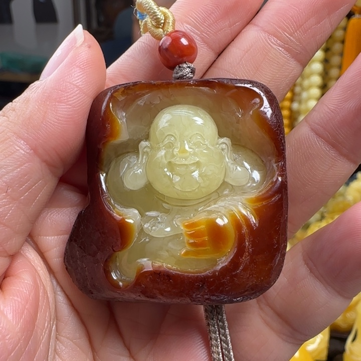 琥珀珠宝奇石未镶嵌