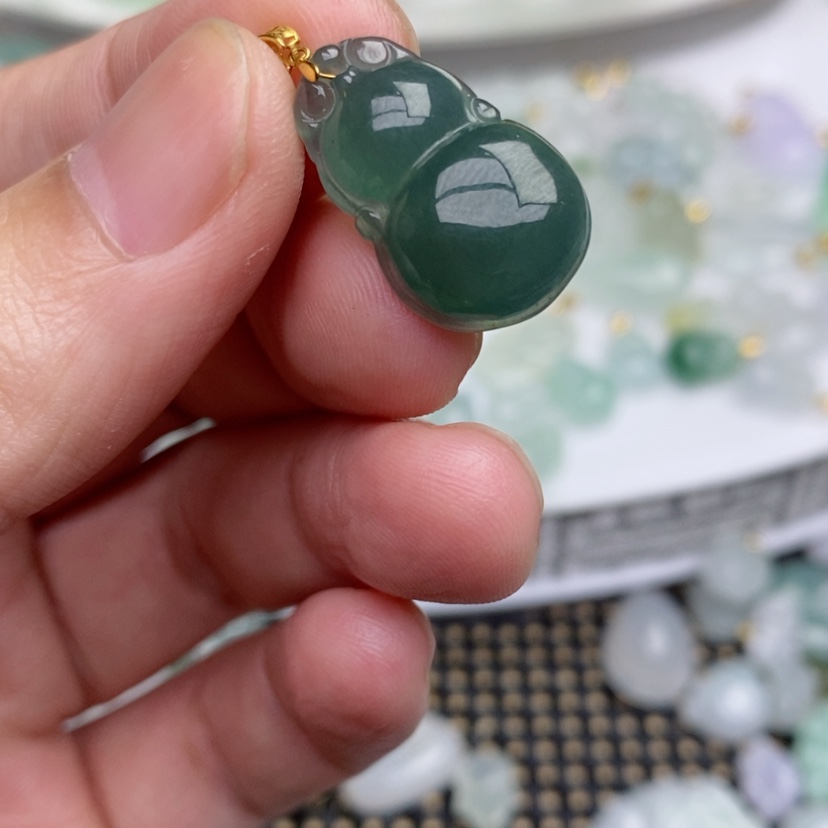【闪购商品】翡翠吊坠(不含链)18K金镶嵌葫芦