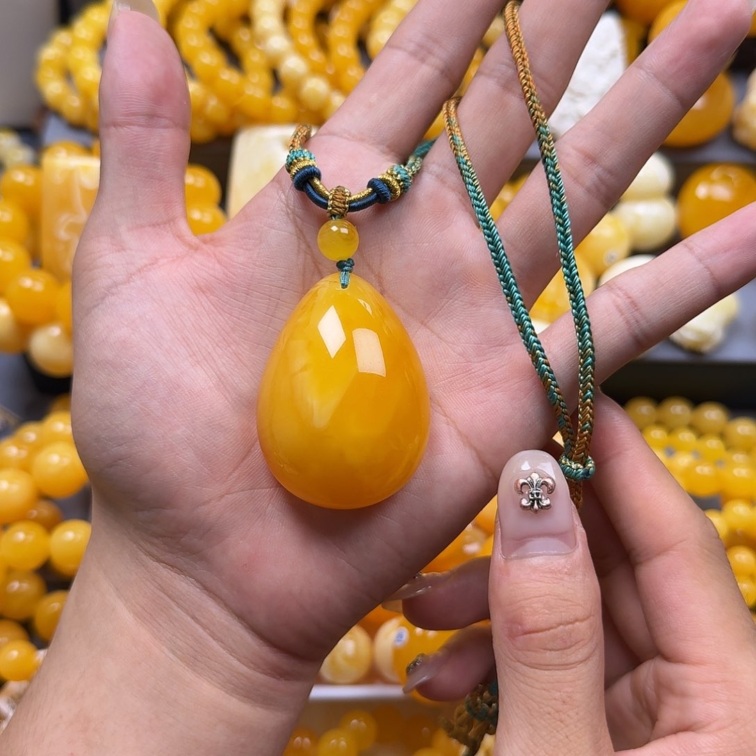 未镶嵌蜜蜡珠宝奇石水滴