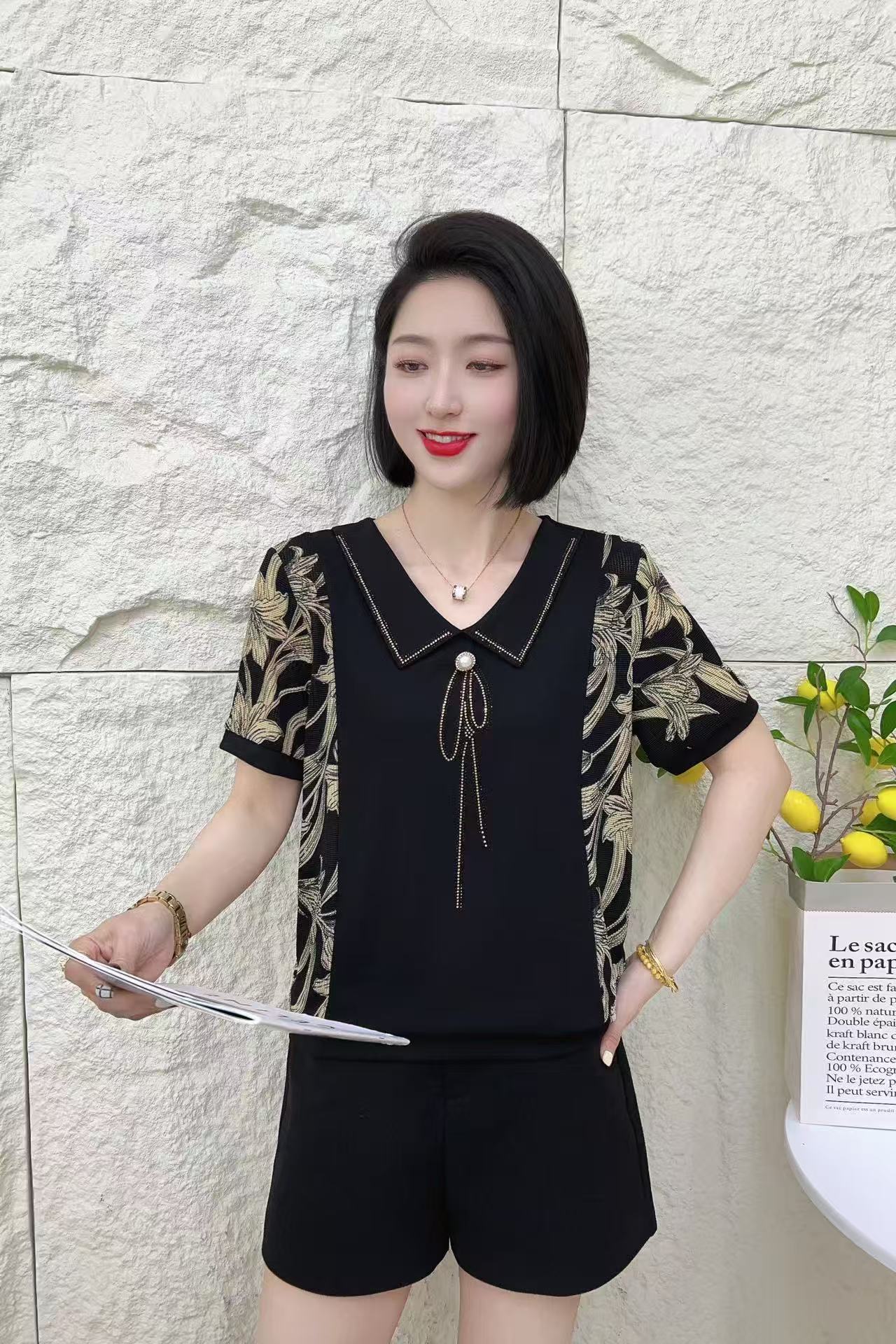 2025夏季新款时尚洋气休闲百搭短袖上衣