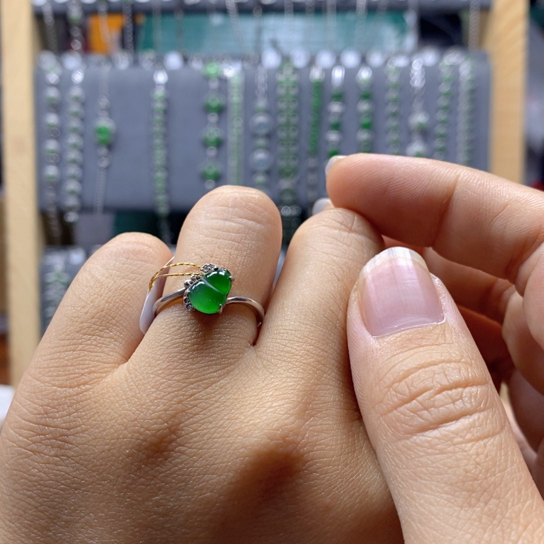 翡翠银S925镶嵌颈饰184号8×6mm