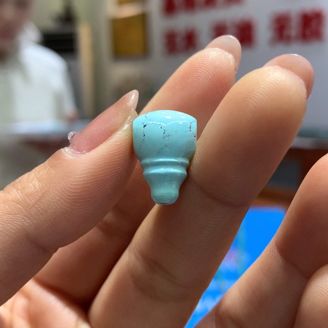 绿松石配饰未镶嵌