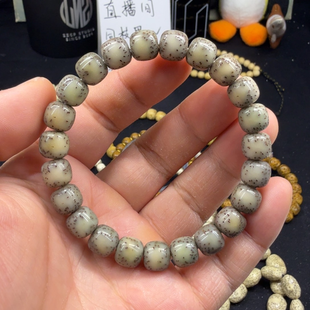 吊坠星月菩提10绿幽灵半壁留白冰糖