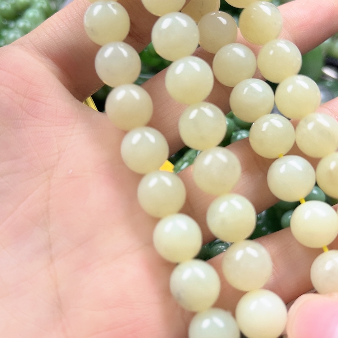 和田玉（黄玉）未镶嵌颈饰