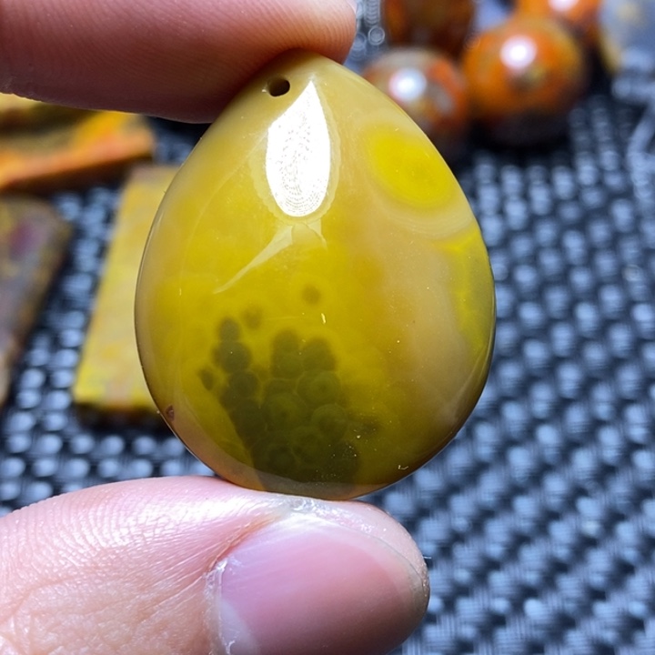 玛瑙/玉髓颈饰未镶嵌