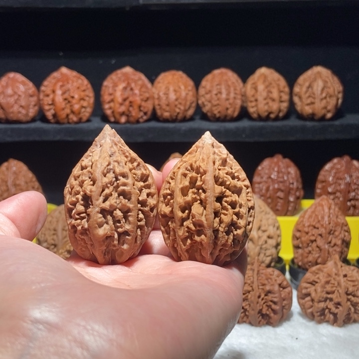 文玩核桃把件2号车