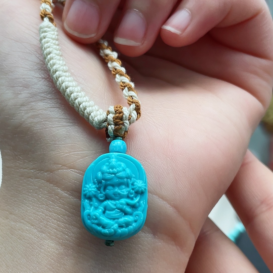 绿松石颈饰未镶嵌