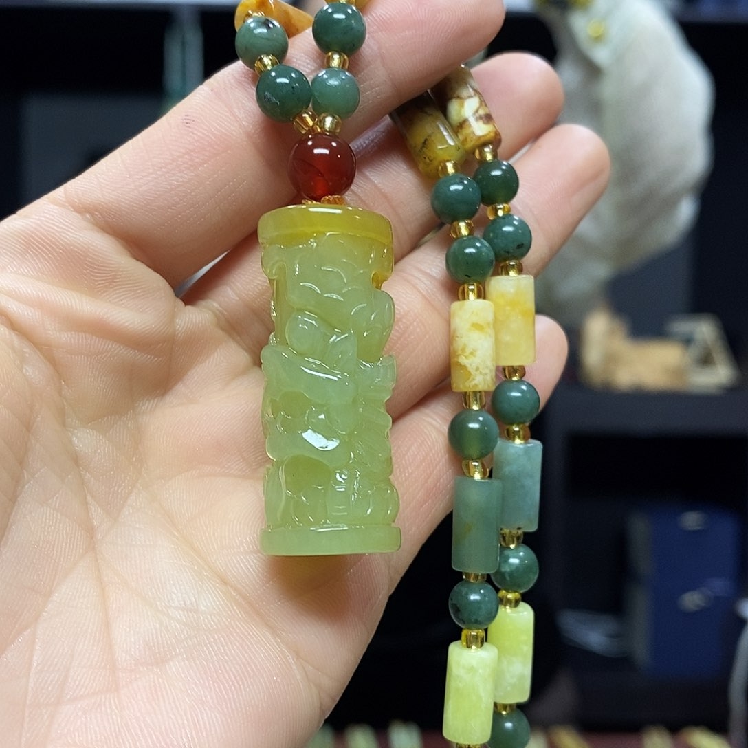 岫玉挂件吊坠未镶嵌