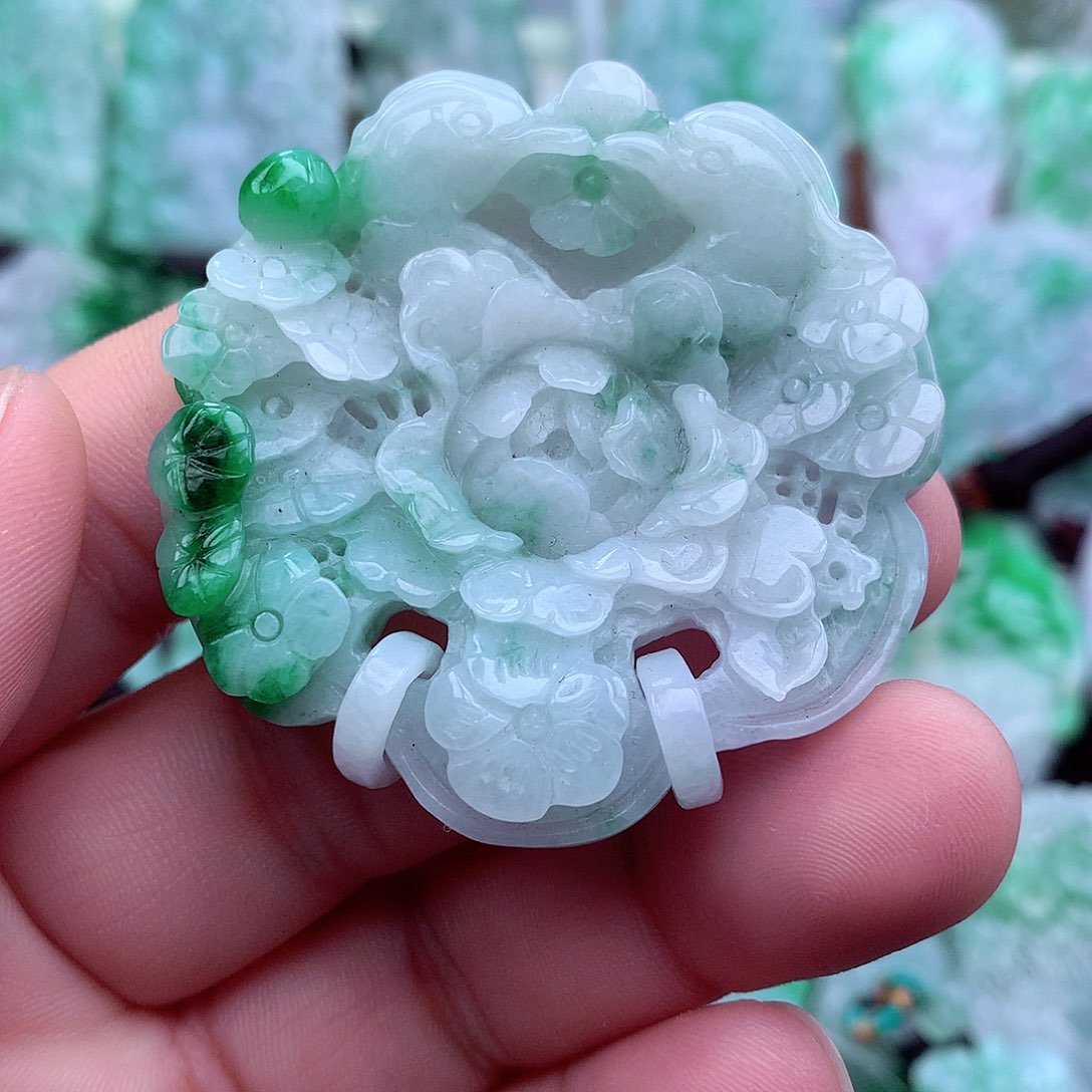 翡翠吊坠(不含链)未镶嵌