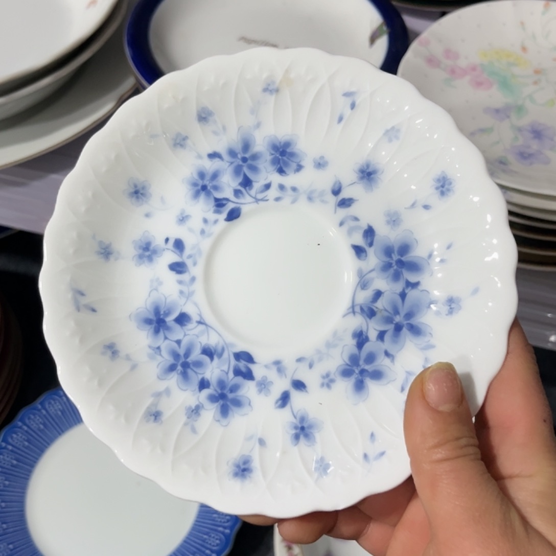 瓷片绎*在这部影片里面是个有钱