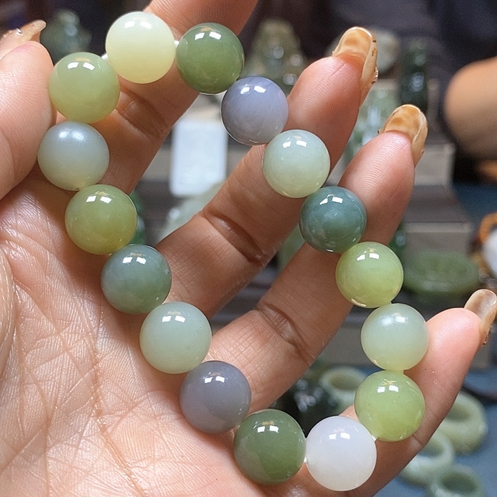 和田玉手串未镶嵌