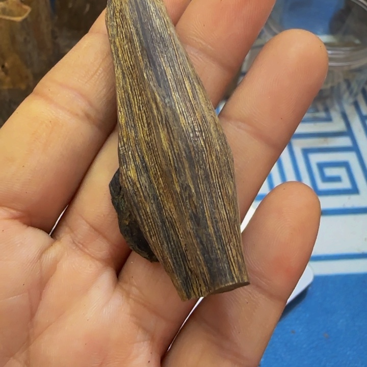 木沉水虎斑奇吊坠8克