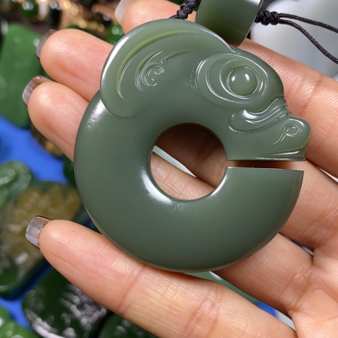 和田玉挂件未镶嵌豪**丈