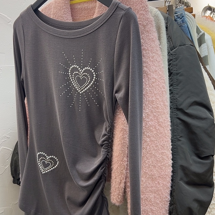 三***棠今天新款 深灰色爱心斜肩长袖打底S
