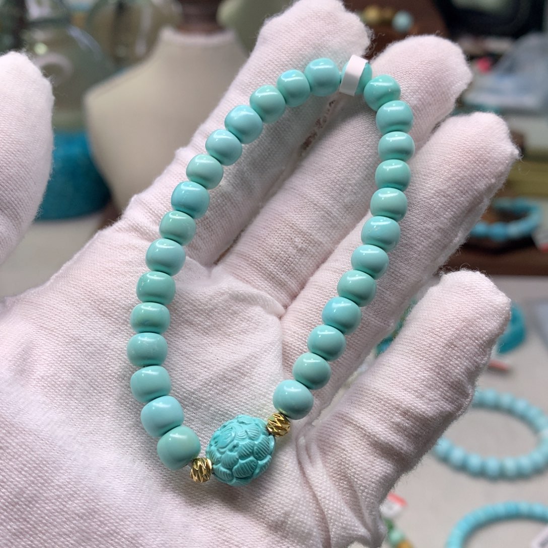 绿松石配饰未镶嵌