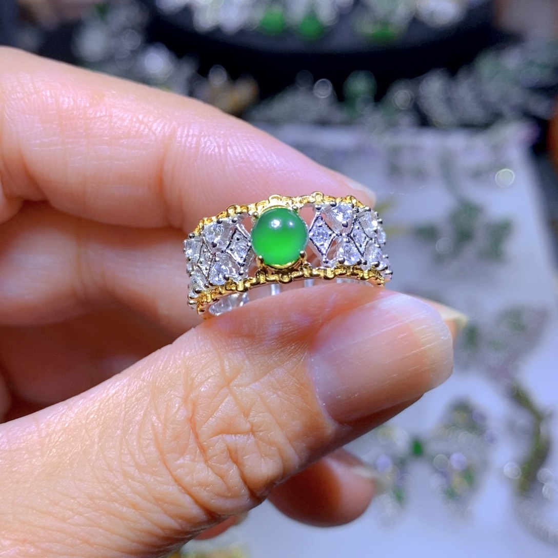 翡翠颈饰银S925镶嵌天然翡翠