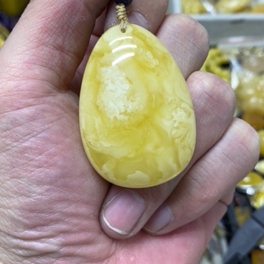 蜜蜡裸石未镶嵌吊坠