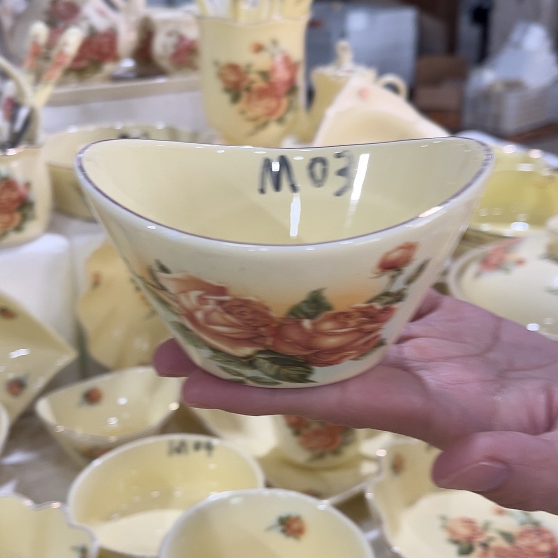 欧式风格星博陶瓷有限公司2个03