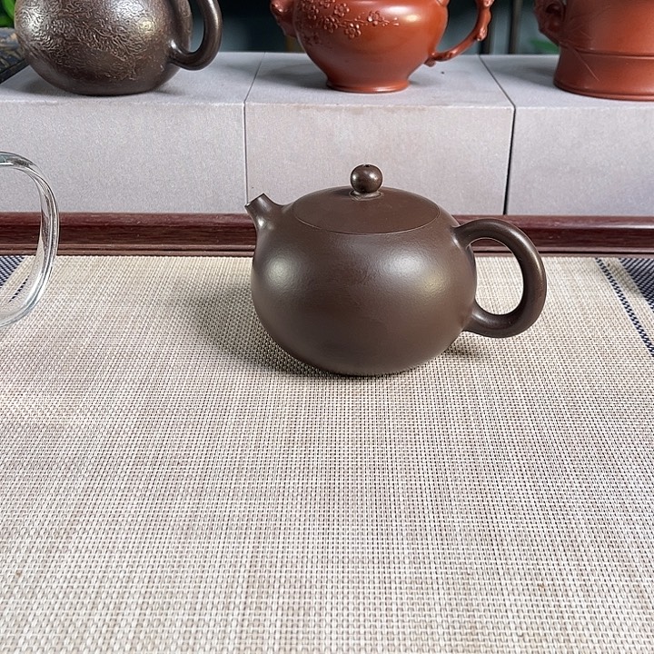 宜兴原矿泥料手工紫砂壶