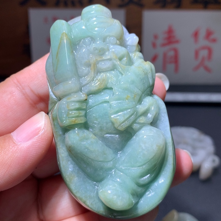 翡翠未镶嵌颈饰保真天然A货翡翠