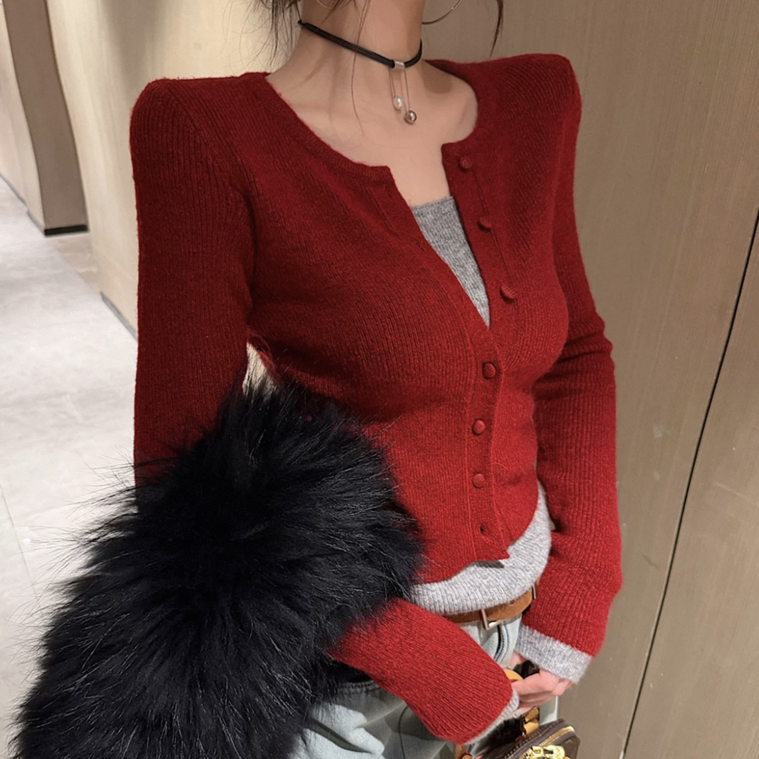 秋冬时尚撞色假两件一衣两穿慕斯加绒修身显瘦长袖上衣