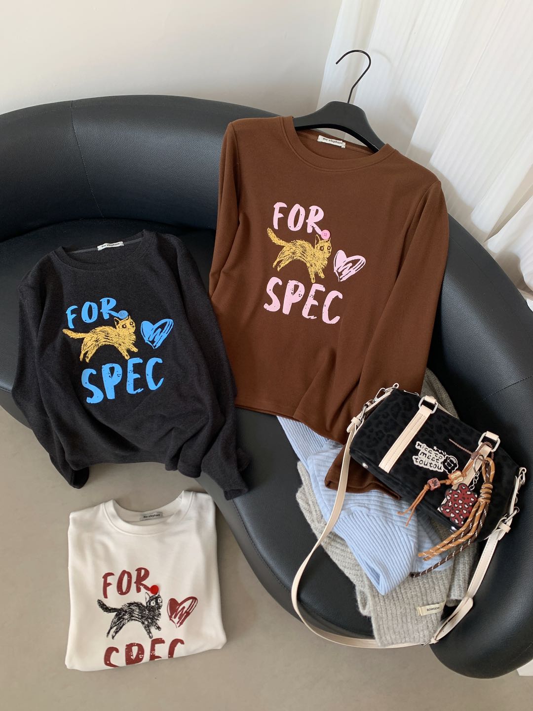 【日单】冬季新款，大象家原单，涂鸦线条猫咪打底衫- 2837