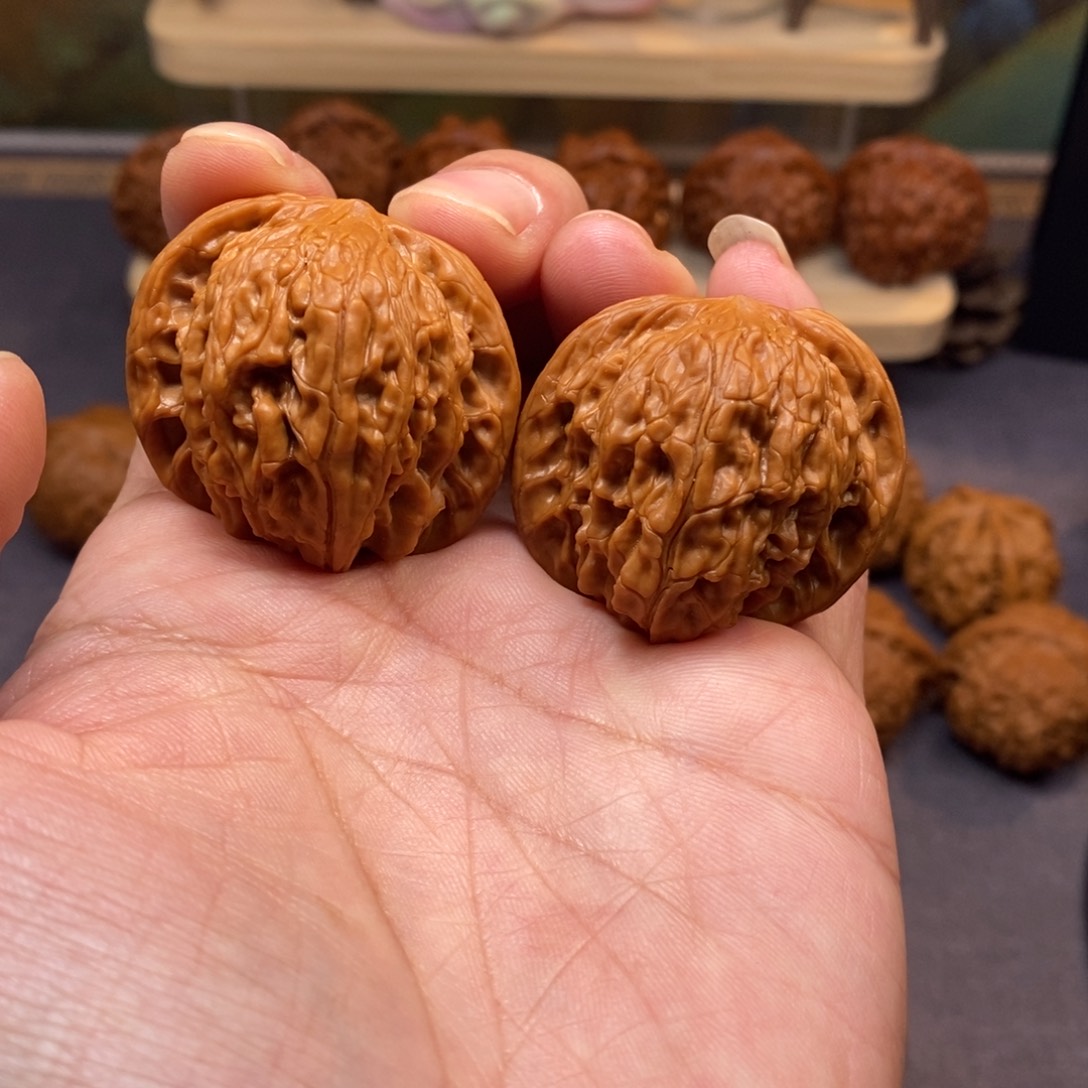 文玩核桃把件全品无修38尺房山磨盘