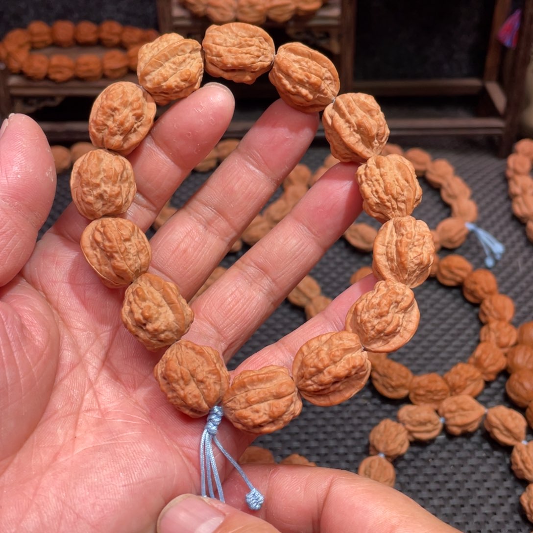 文玩核桃手串 原生态 嵩山老树蛤蟆头