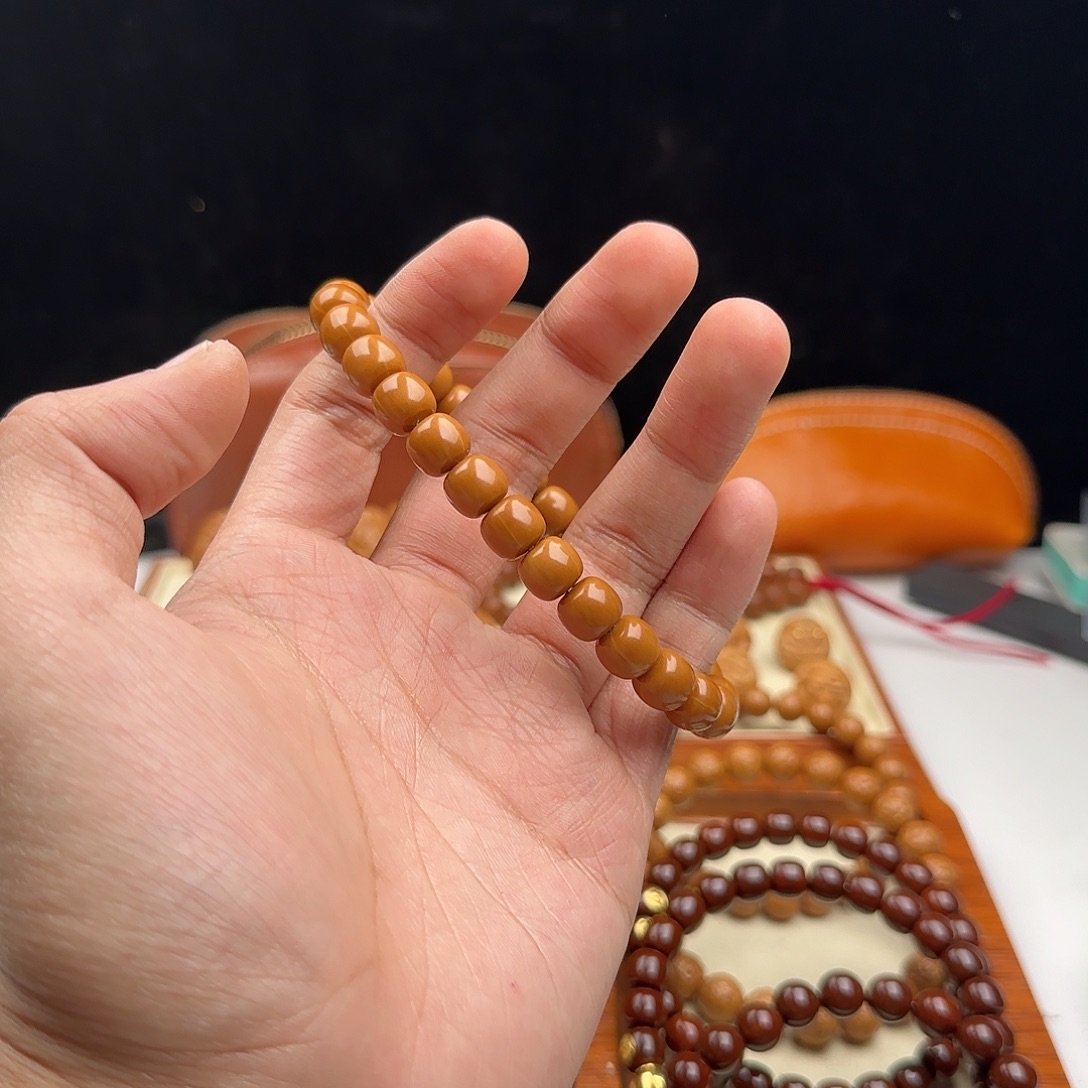 N***a猴头核桃吊坠9.3老型素串