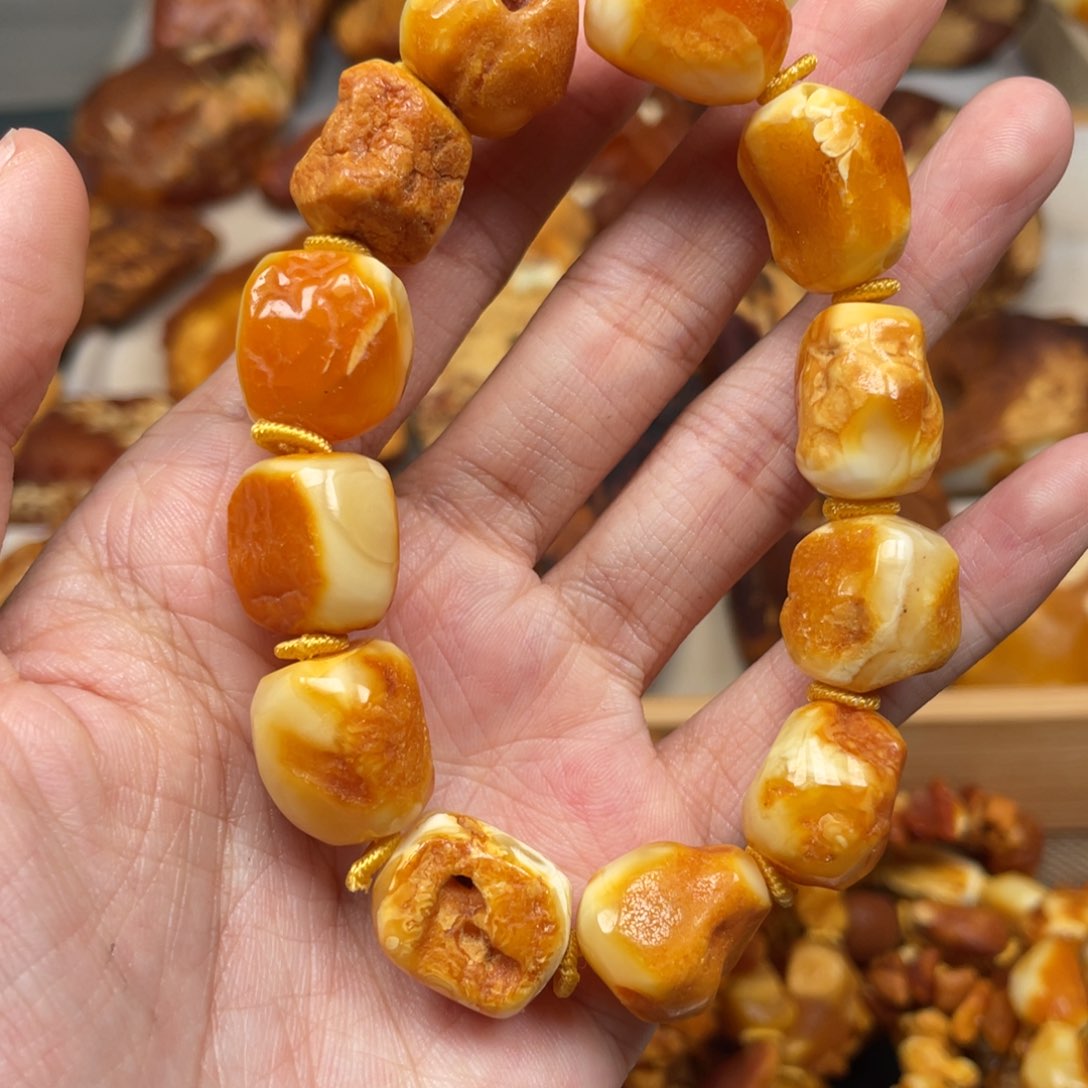 琥珀珠宝奇石未镶嵌静*