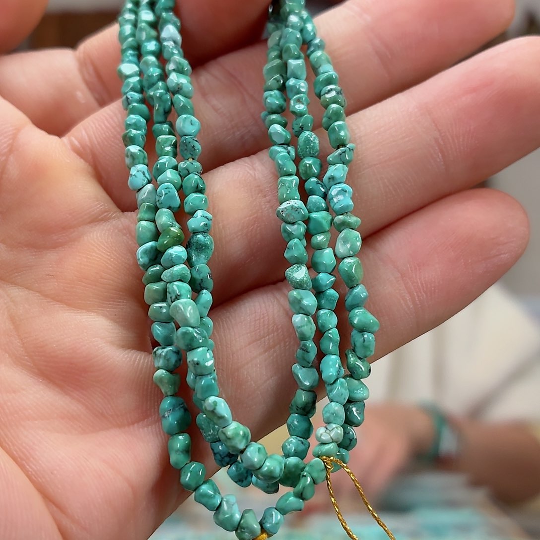 未镶嵌绿松石珠宝奇石